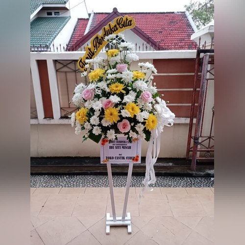 Ola Florist: Solusi Terpercaya Karangan Bunga Papan Dukacita yang Tulus dan Berkelas